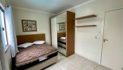 Casa com piscina Zimbros