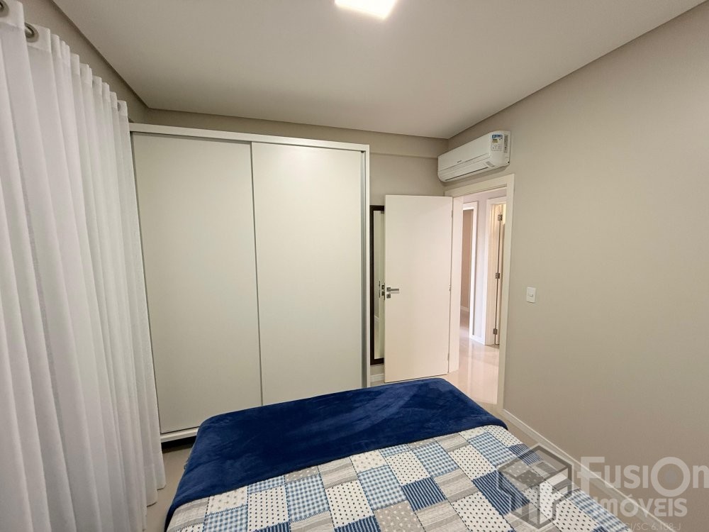 Apartamento Espaoso a 200m da Praia de Mariscal