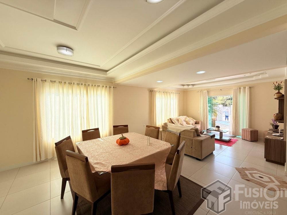 Casa Espa�osa para 10 Pessoas a 400m da Praia de M