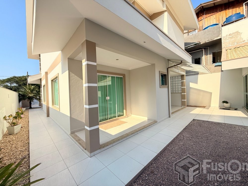 Casa Espa�osa para 10 Pessoas a 400m da Praia de M