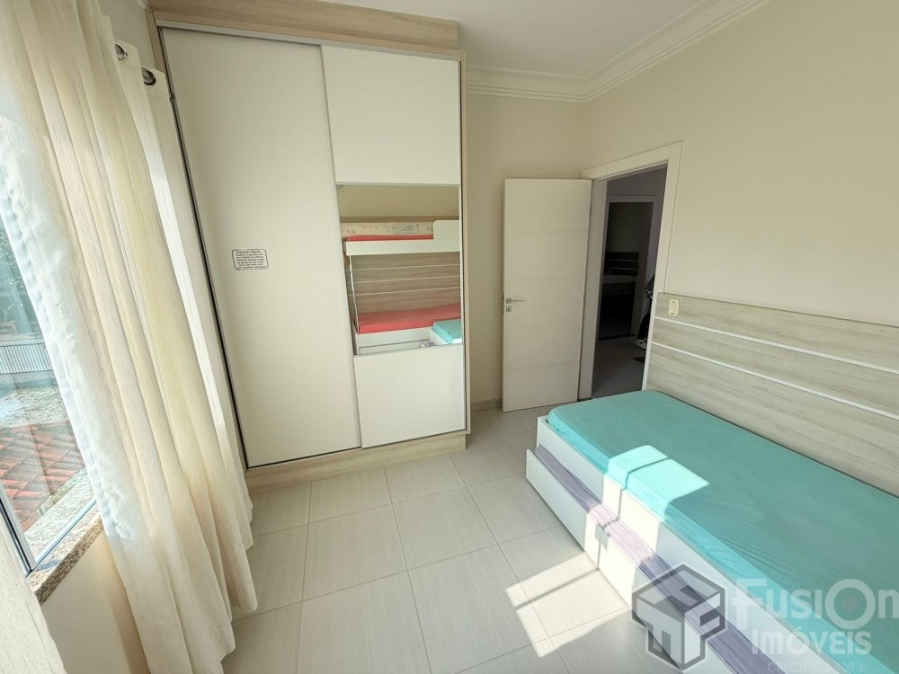 Casa Espa�osa para 10 Pessoas a 400m da Praia de M