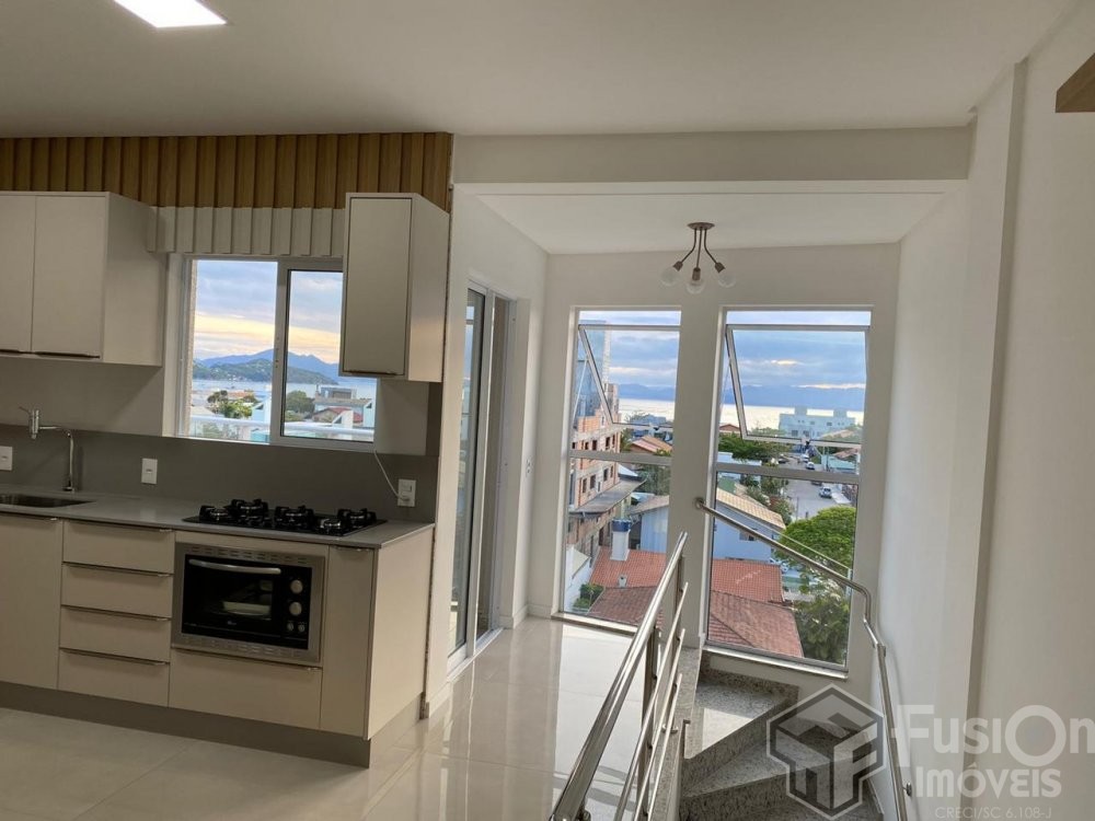 Cobertura Duplex de Alto PadroVista para o Pr d