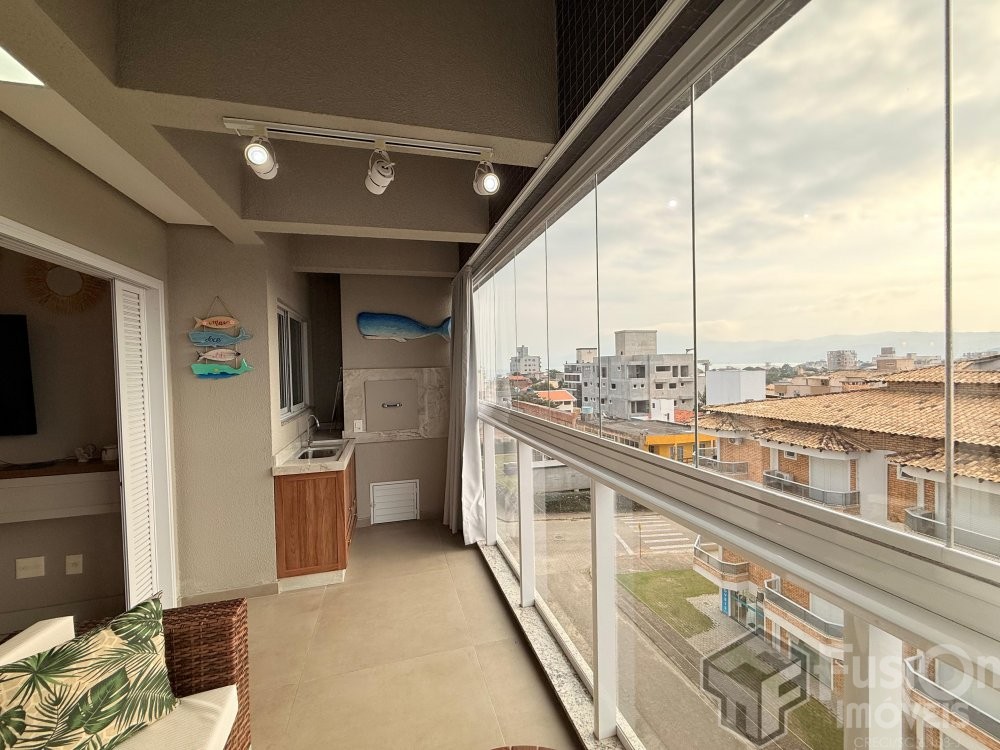 Cobertura Duplex a 240m da Praia de Canto Grande -