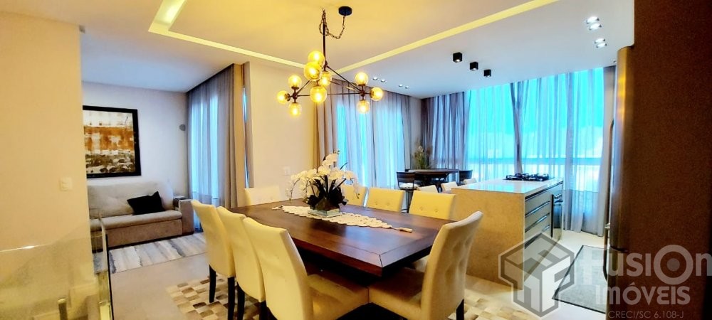 Cobertura duplex, finamente mobiliada, vista mar!