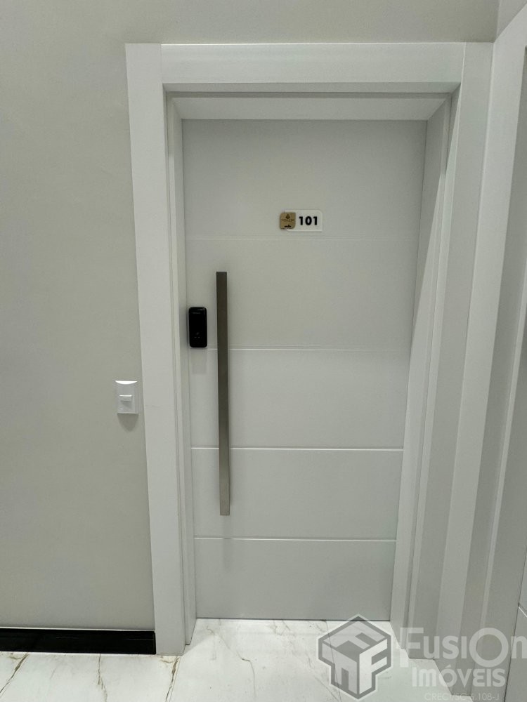 Apto Garden com 02 suites e 02 vagas.