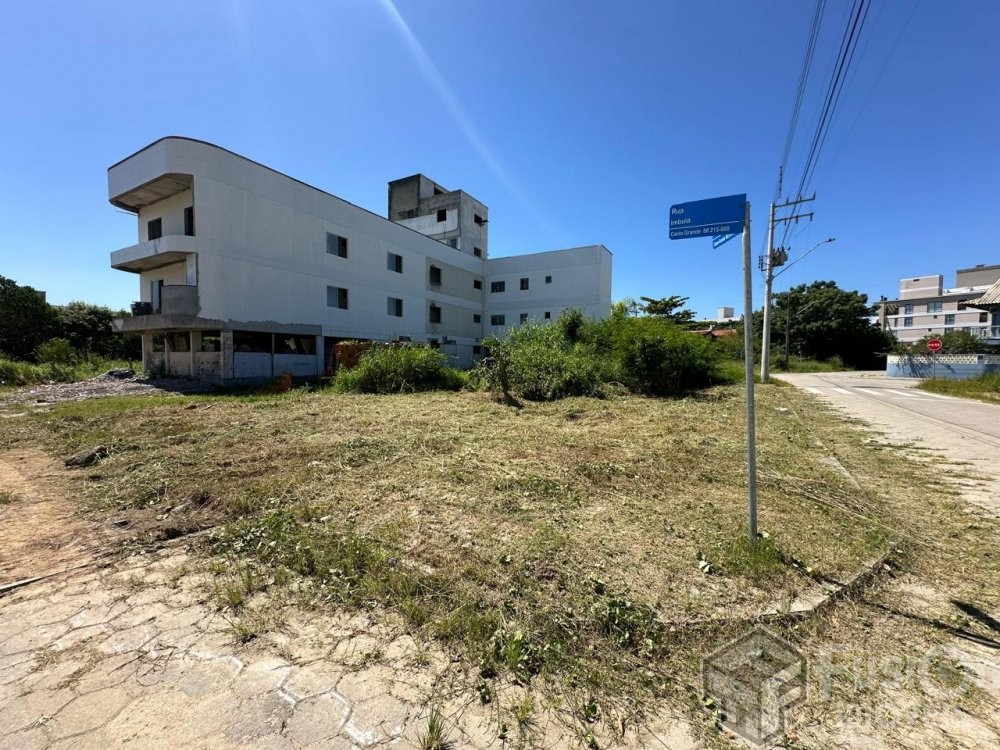 Terreno na Praia de Mariscal a poucos metro do Mar