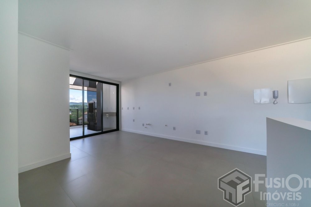 Cobertura Duplex a 170m do mar de Mariscal
