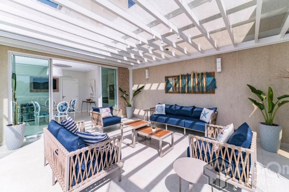 Duplex Frente Mar com Jacuzzi Aquecida