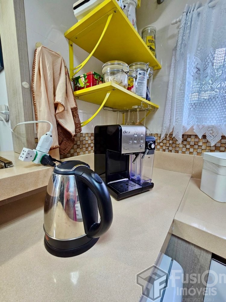 Casa Familiar com Piscina Privativa em Zimbros