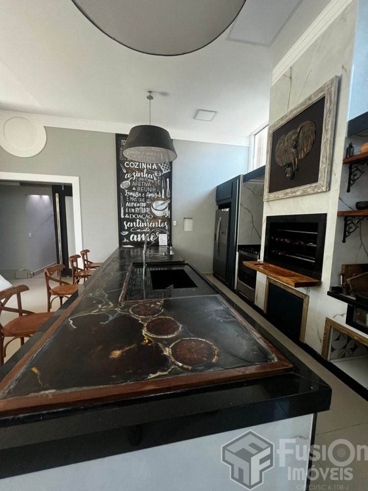 Casa com Piscina p/ at 11 pessoas na Praia de Mar