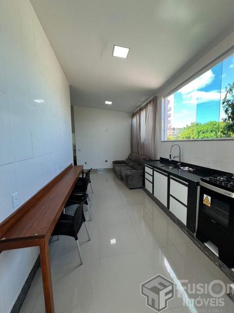 Casa com Piscina p/ at 11 pessoas na Praia de Mar