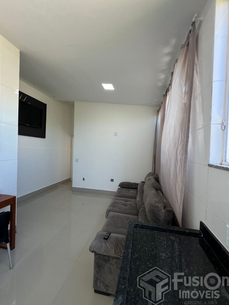 Casa com Piscina p/ at 11 pessoas na Praia de Mar