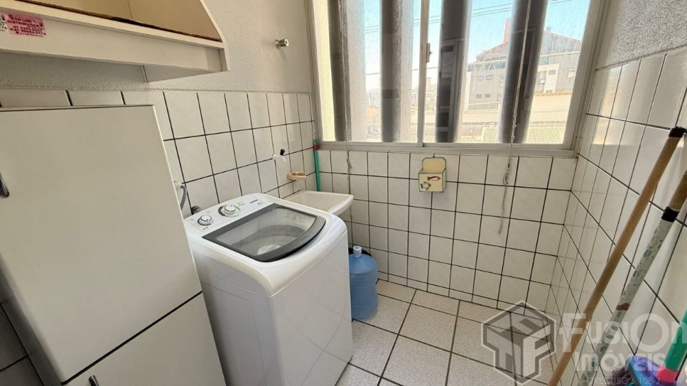 Apartamento 50m da Praia de Bombas