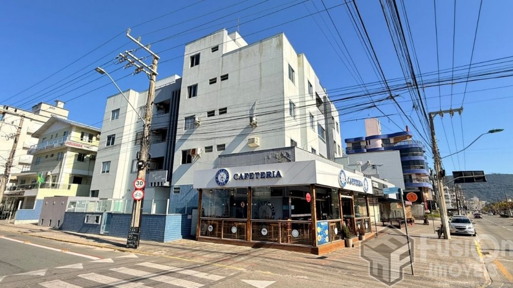 Apartamento 50m da Praia de Bombas