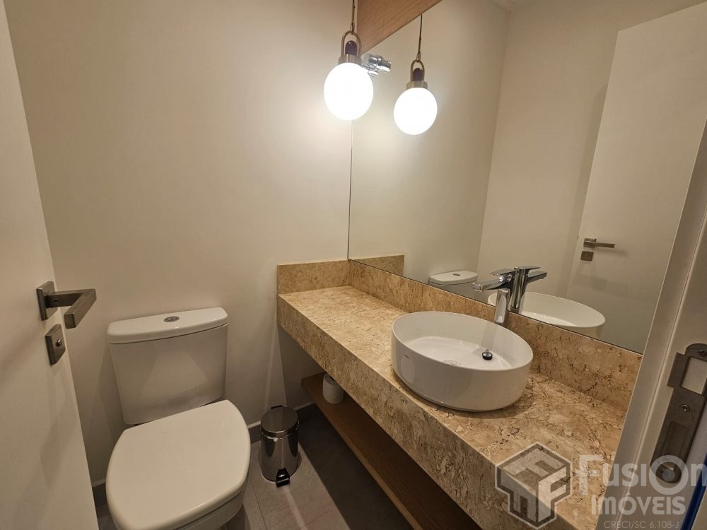 Apartamento � 150m da Praia do Canto Grande