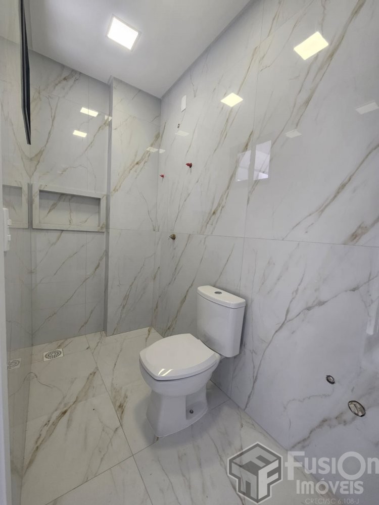 Sobrado Zimbros a 360 metros do mar