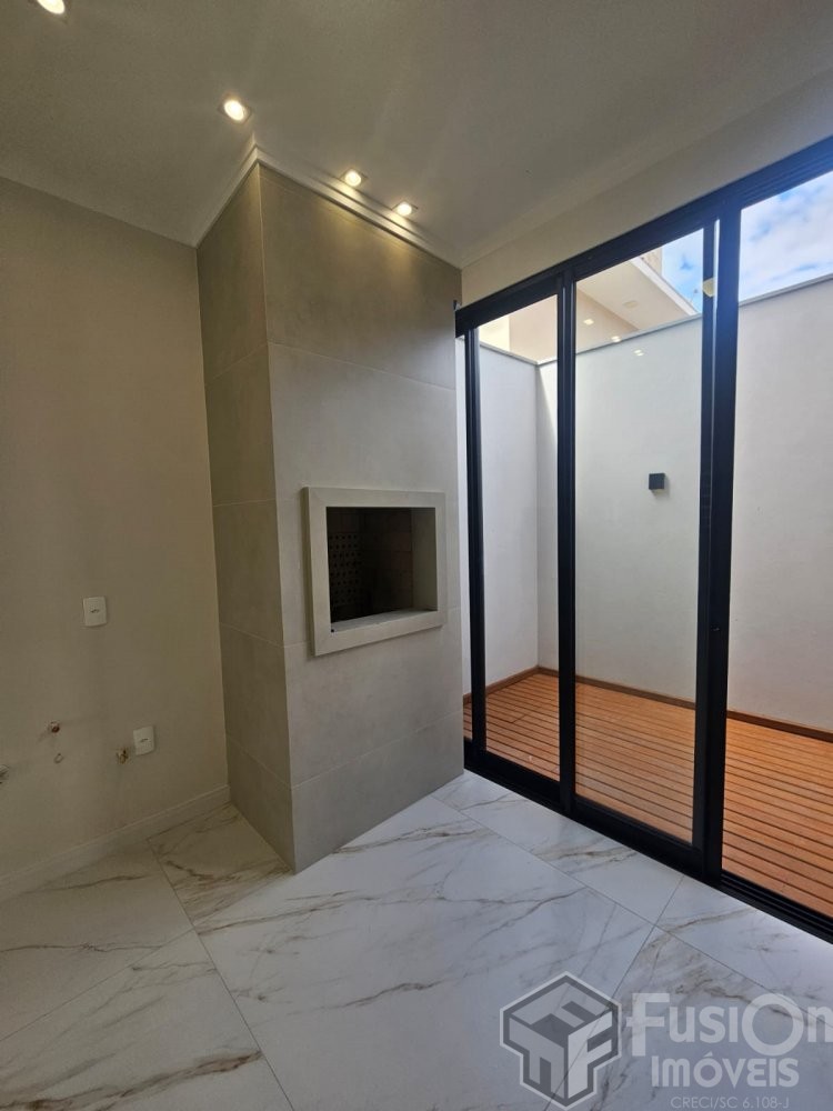 Sobrado Zimbros a 360 metros do mar