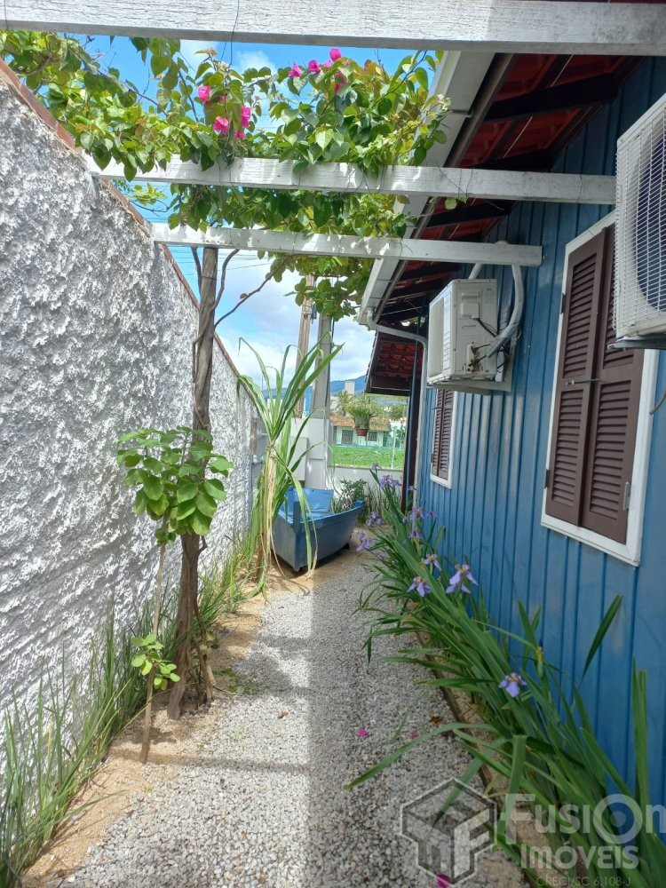 Casa Colonial 80m da Praia Zimbros