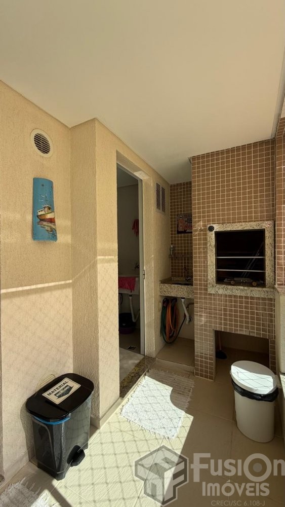 Apto 01 su�te + 02 dormit�rios + 02 vagas